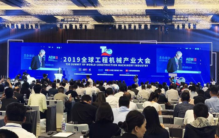 双喜临门！PG平台-PG官方网站（中国）
囊括两项工程机械行业大奖